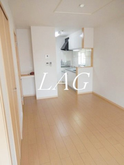 【居間・リビング】 | カーサ・セレノⅢ | 洋室のお部屋です。