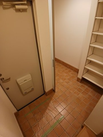 サニーＭＳの玄関|明るい玄関です