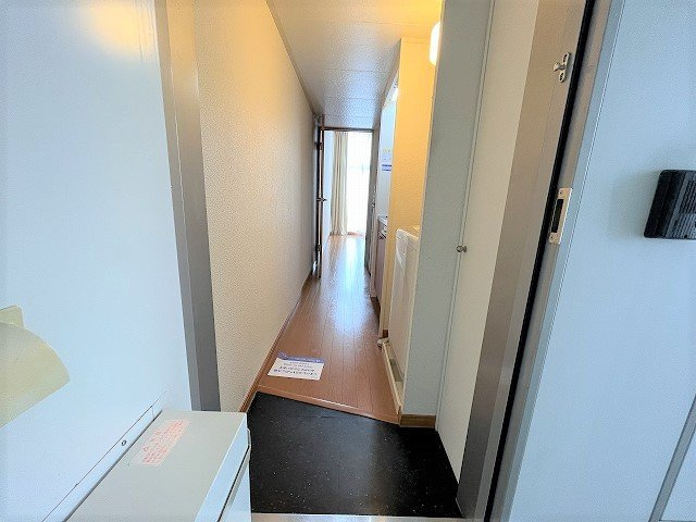 【玄関】 | レオパレスセルボ
