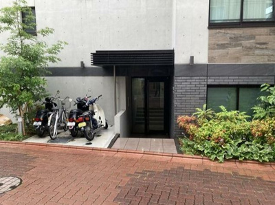 【エントランス】 | FABRIC武蔵新田 | 建物の入口部分です。