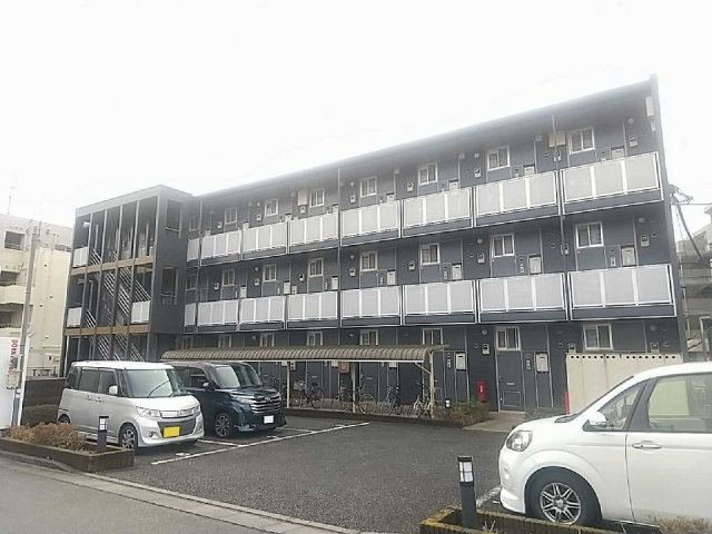 レオパレスアルシオネ