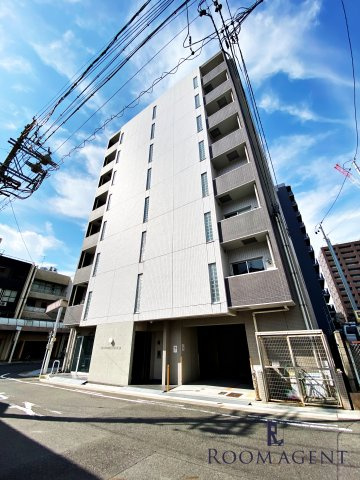 HONNMACHI BOX24の外観