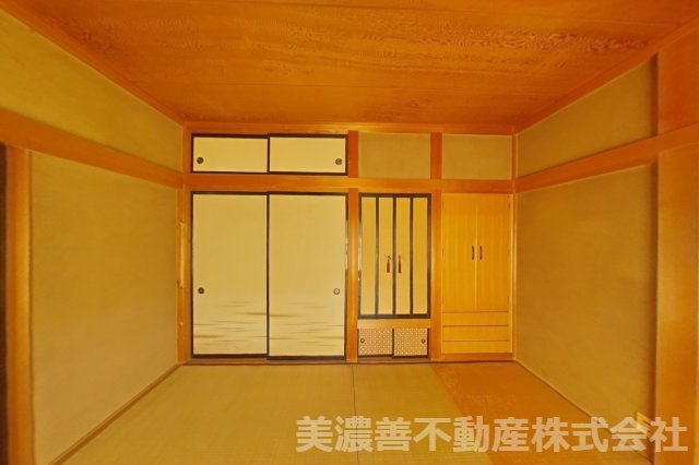 ６７４１３　岐阜市長良中古戸建の和室