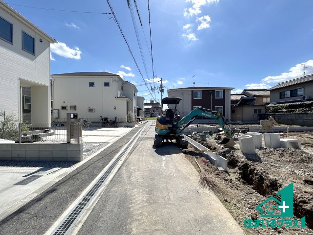 ●17(土)18(日)現地説明会！　大和高田市今里町　第01期　全2邸の前面道路含む現地写真|周辺は閑静な住宅街です。前面道路もしっかりと有りますので車の出し入れも安心ですよ！