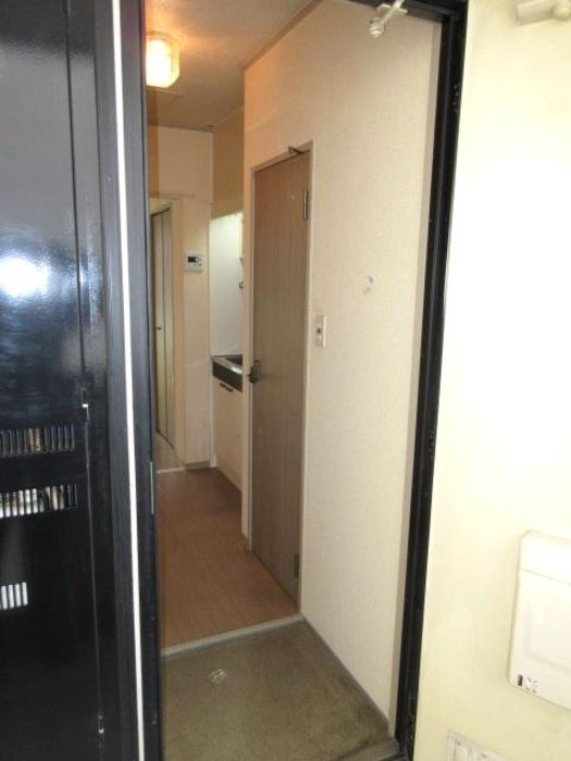 エントピア南長崎の玄関