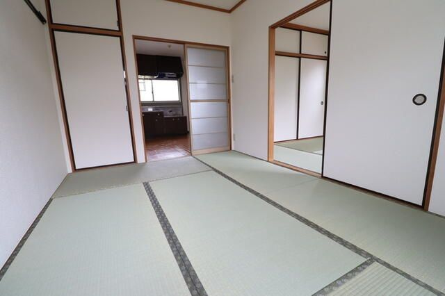 キャピタル高松台の寝室