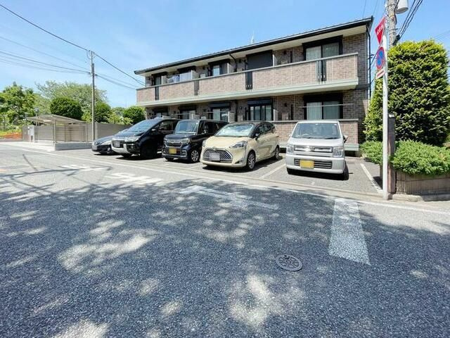 サンモール・Ｋの駐車場