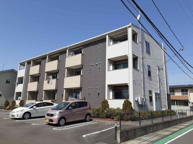ビューラ塩津南田の外観