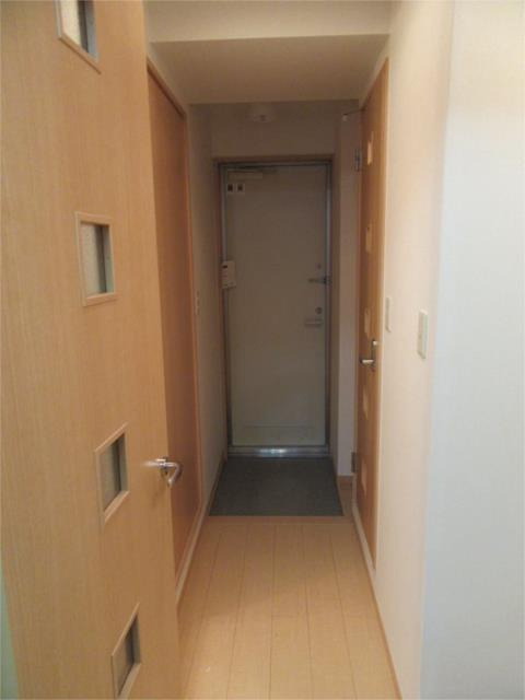 狛江市中和泉３丁目の賃貸マンションの玄関