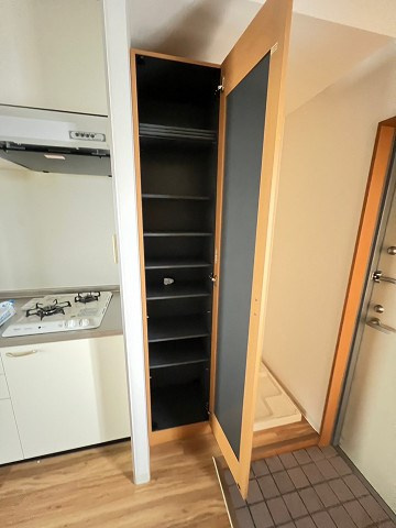 尼崎市潮江２丁目のアパートの収納|収納があります