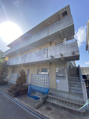 尼崎市潮江２丁目のアパートの外観|外観もきれいです