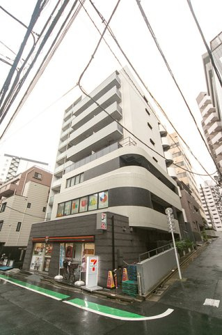ＡＲＲＯＷＳの外観|おしゃれな外観です