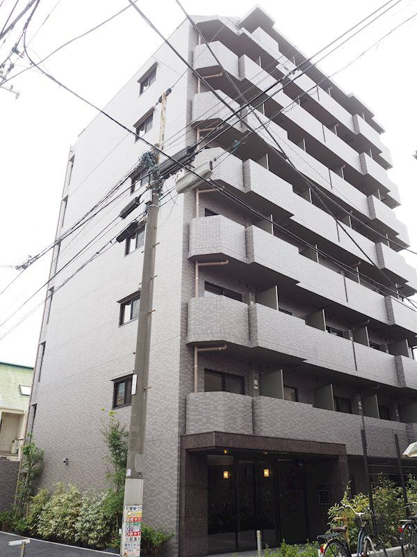 ルーブル大島参番館の外観