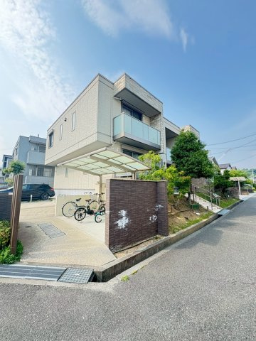 ＯａｋＳａｉｎｔの外観