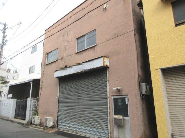 東大阪市御厨中１丁目の倉庫