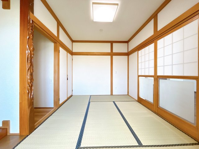 網走市向陽ヶ丘５丁目９番１号　中古売家の和室|【リフォーム済】１階和室別アングルです。