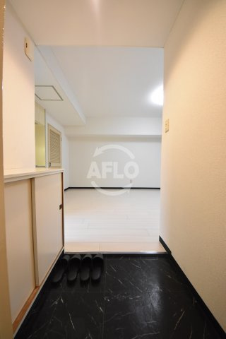 ロイヤルハイツ扇町の玄関|ロイヤルハイツ扇町　玄関