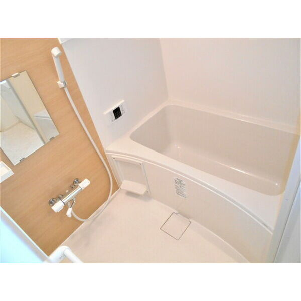 LUXE.STYLE辻町EASTの浴室