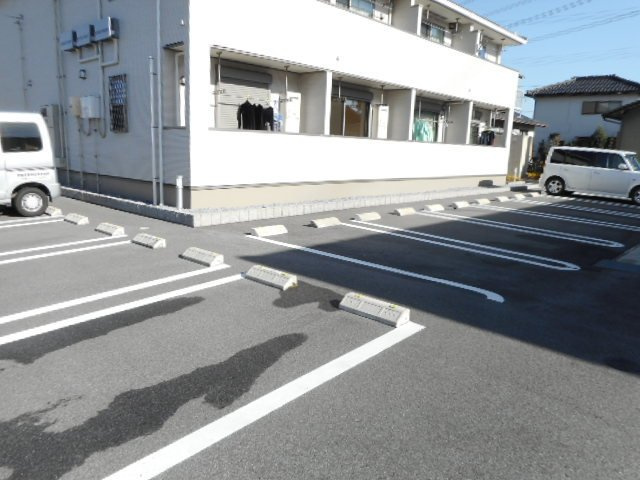 セントラル　スクエア　Ⅱの駐車場