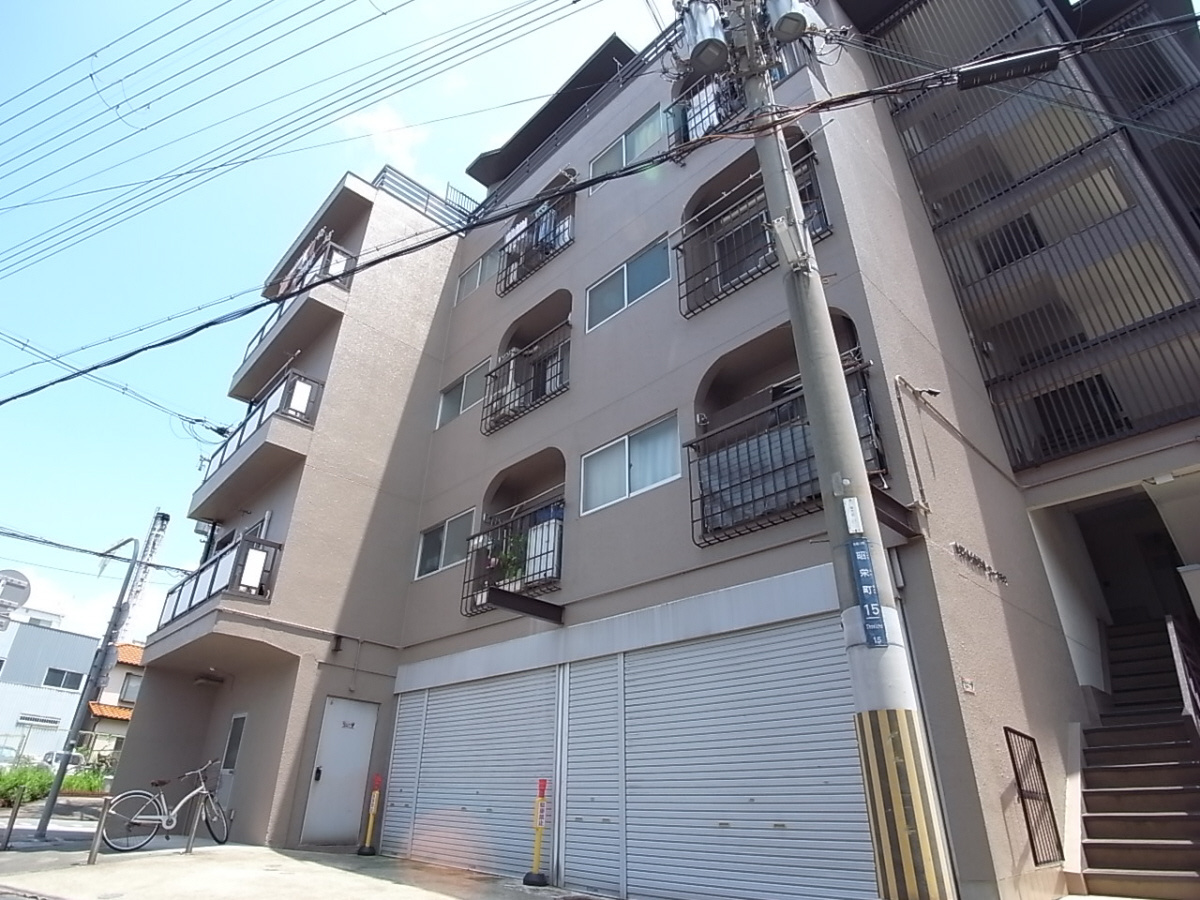 寝屋川コーポラスⅠの外観