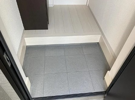 リーブルファイン八丁目1号棟の玄関