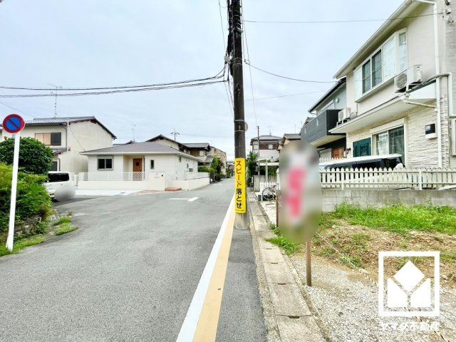 伏見区小栗栖森本町の前面道路含む現地写真