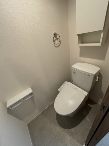 R-Residence南千束のトイレ|清潔感のあるトイレです