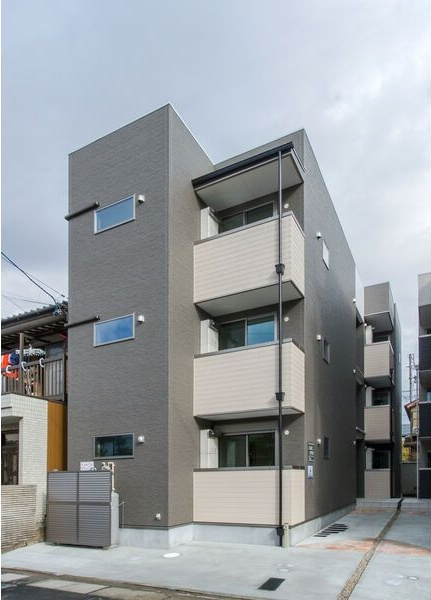 LUXE.STYLE辻町WESTの外観