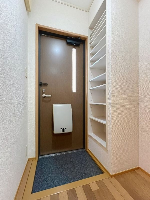 SEA FLATの玄関