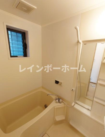 フロイデ上原の浴室