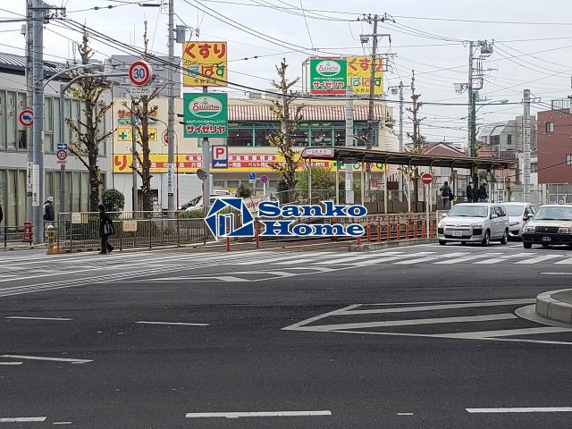 ベルメゾンエスの周辺