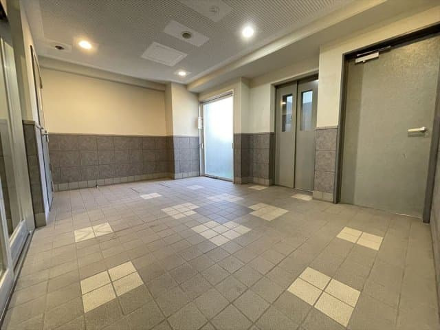 グラントゥルース東向島のロビー