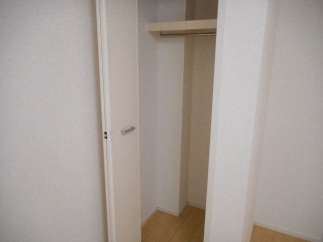 プリムローズ鷹の台の収納