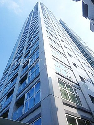 中野ツインマークタワーの外観