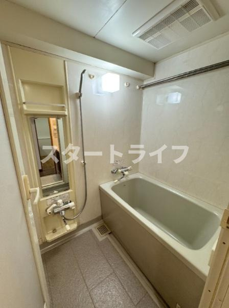 大阪市淀川区西宮原２丁目の賃貸マンションの浴室
