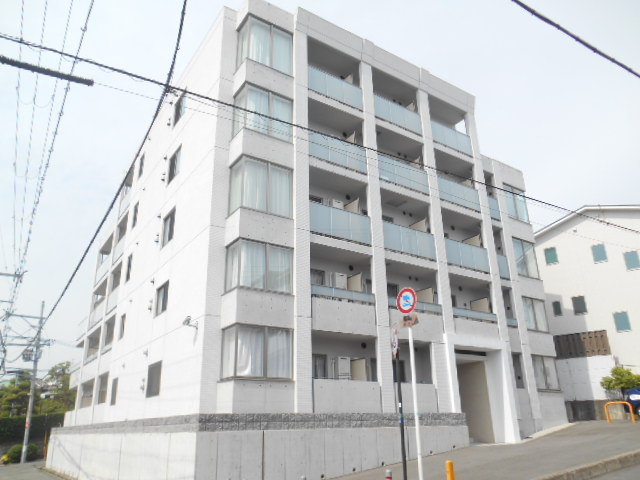 COZY豊中蛍池の外観