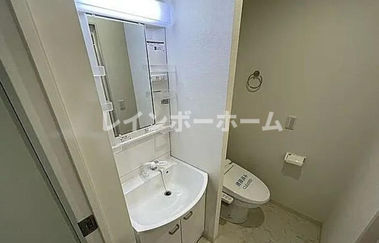 KLEIS竹ノ塚Ⅱの独立洗面台|※同施工会社参考写真となります。
