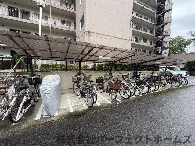 【駐輪場】の画像