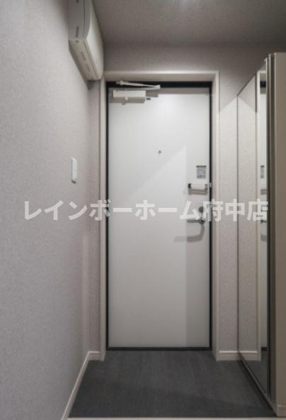 robot home 中河原Ⅲの玄関|※同施工会社参考写真