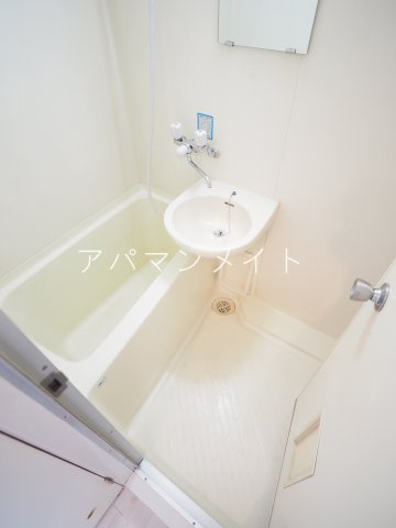 【浴室】 | リエス湘南戸塚ー仲介手数料無料ー | お風呂で日々の疲れを落としましょう