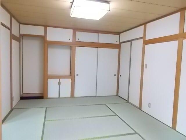 ファミリア平和台賃貸住宅の寝室