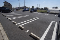 車をお持ちの方に嬉しい駐車場付きの物件です
