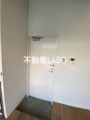 W元町の玄関