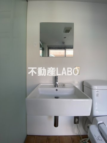 W元町の洗面所
