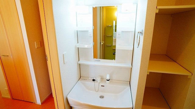 広い洗面スペース