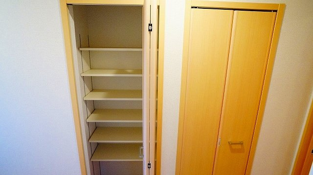 シンプルで使いやすい玄関です