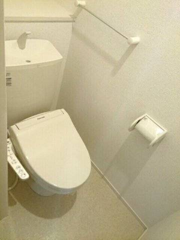 落ち着いたトイレです