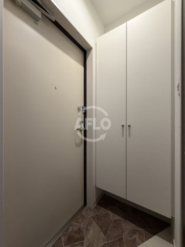 グランディル三津屋中の玄関|玄関