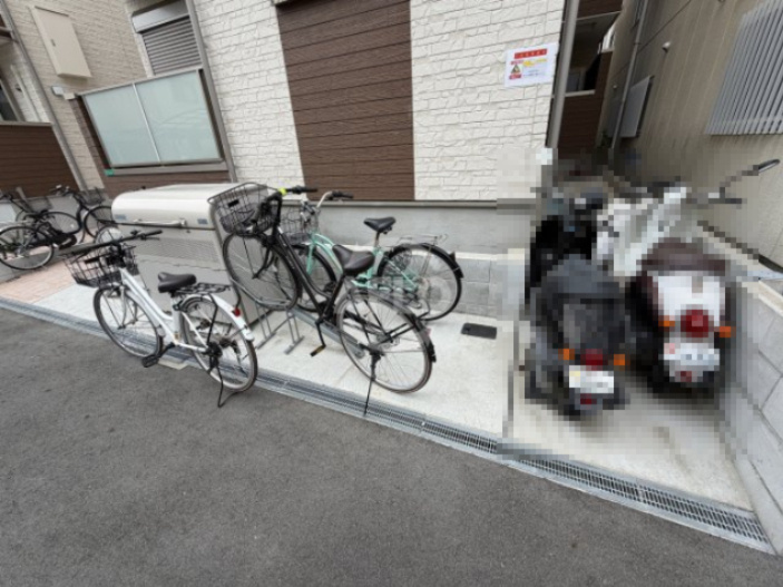 グランディル三津屋中のその他共用部分|駐輪場