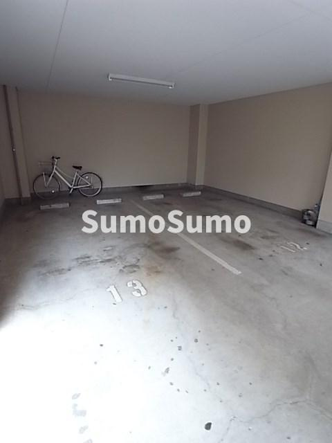 リアライズ武庫之荘の駐車場